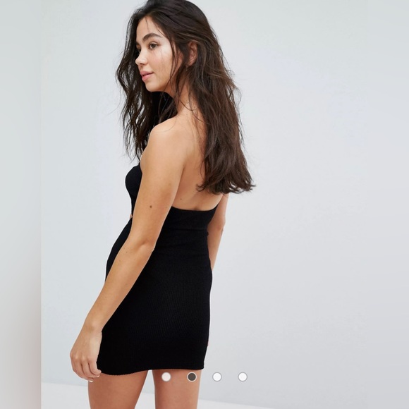 ASOS Crinkle stretch material (like Hunza G) beach cover 🖤 cut out - Picture 2 of 3